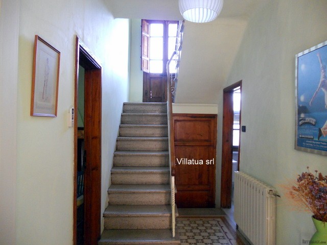 Village/town House - For Sale - North.. - 2