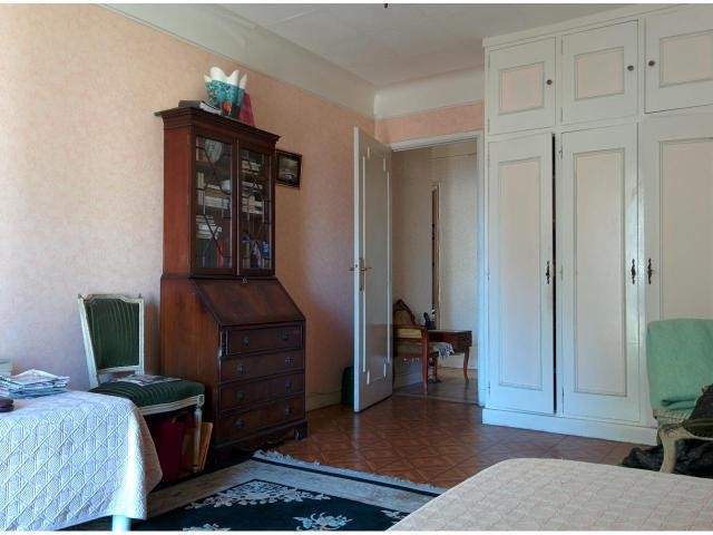Beautiful two bed in Fleurs - 2