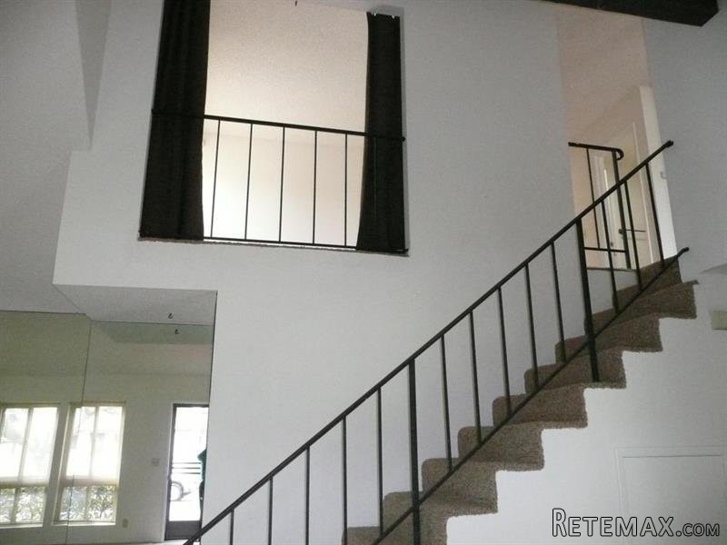 3 bedroom Apartment For Sale: 4740.. - 2