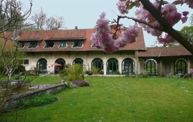7 bedroom Character For Sale: 62100..