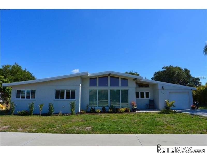 3 bedroom House For Sale: 330 Parkdale..
