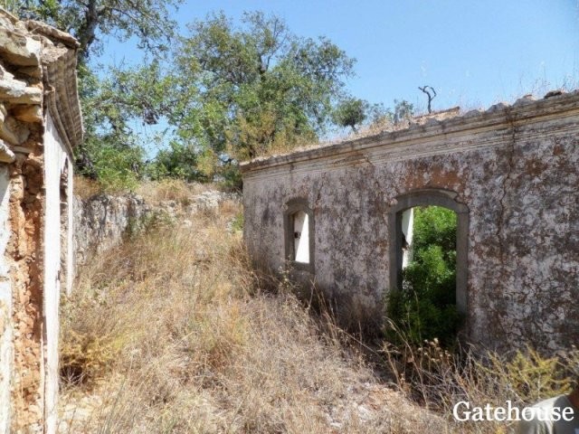 Gorjoes Santa Barbara de Nexe Plot of..