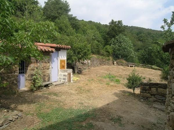 Partie De Mas En Pierres Sur 850m² De.. - 2