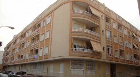 Resale · Apartment · Spain · Costa Bl..