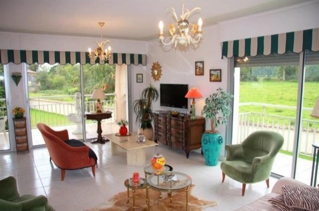 5 bedroom Villa For Sale: 63120.. - 2
