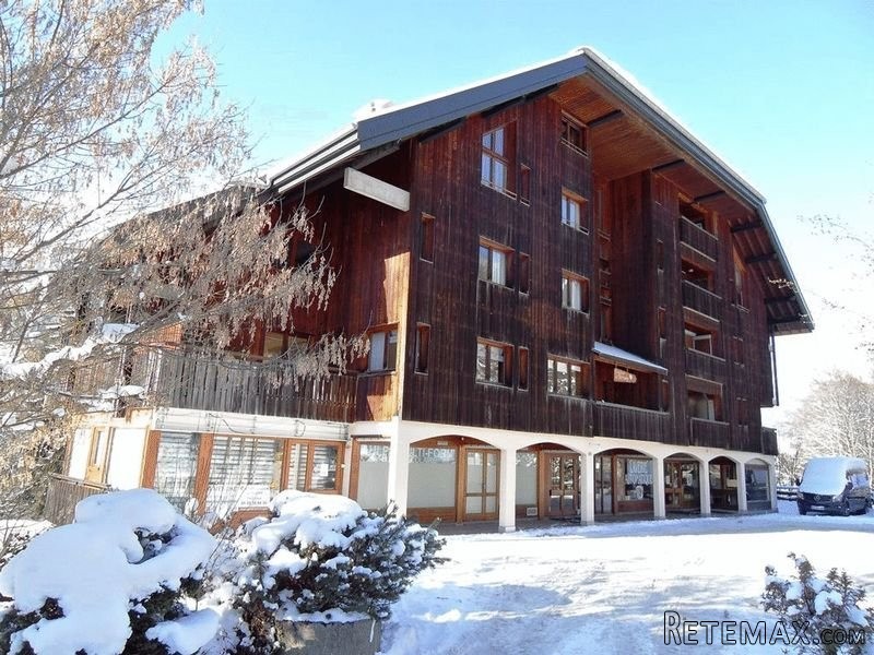 5 Bedroom Apartment Le Perroudy, St.. - 2