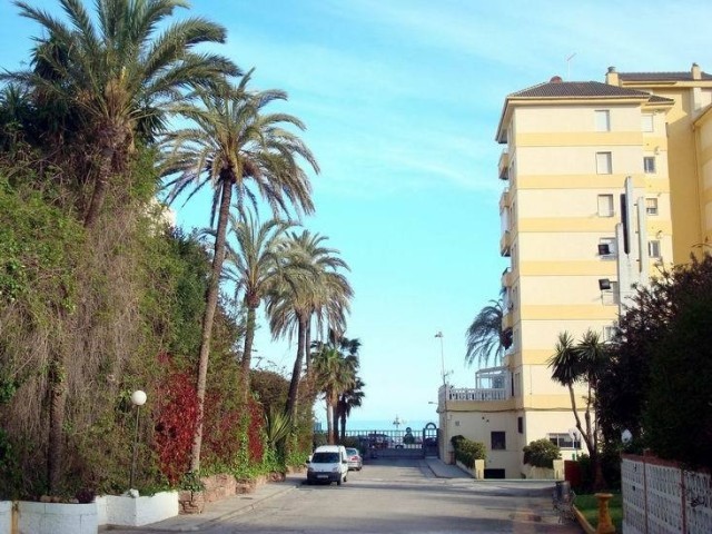 Apartment - INVESTMENT APARTMENT just a.. - 2