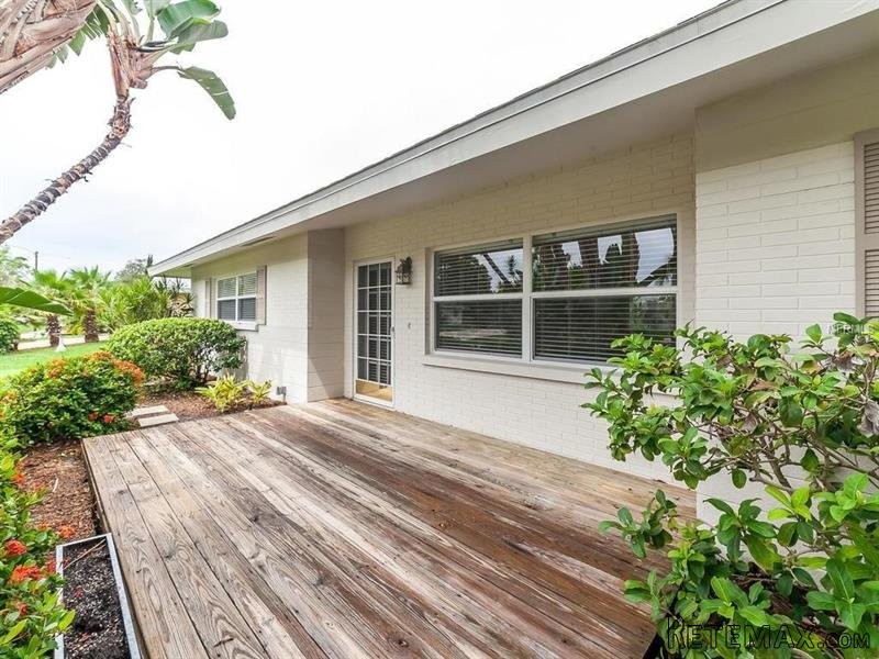 2 bedroom House For Sale: 2528 Croton.. - 2