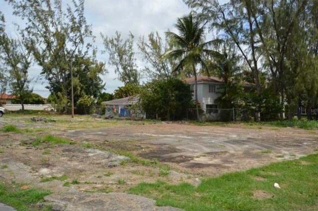 Property For Sale: Clermont Gardens Lot.. - 2