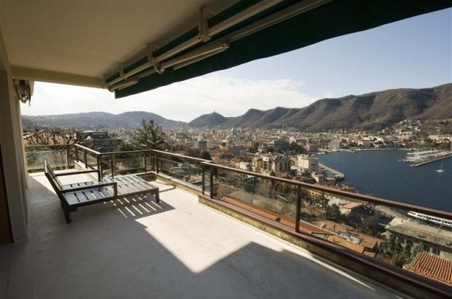 3 bedroom Apartment For Sale: Como..