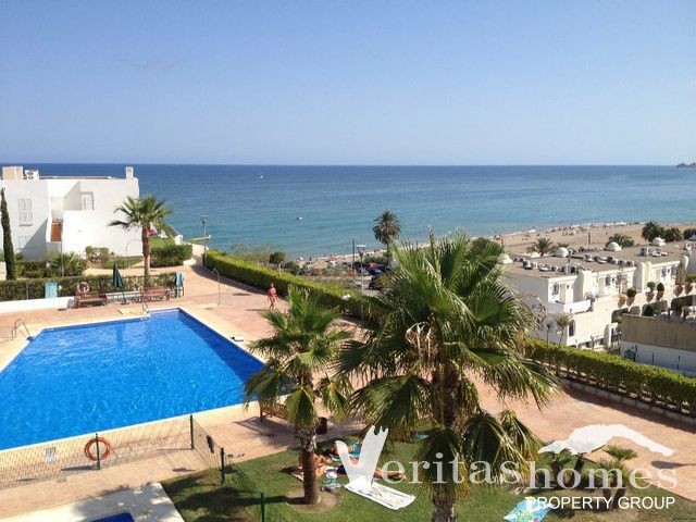 Ref: 1524 - Duplex/Triplex/Townhouse..
