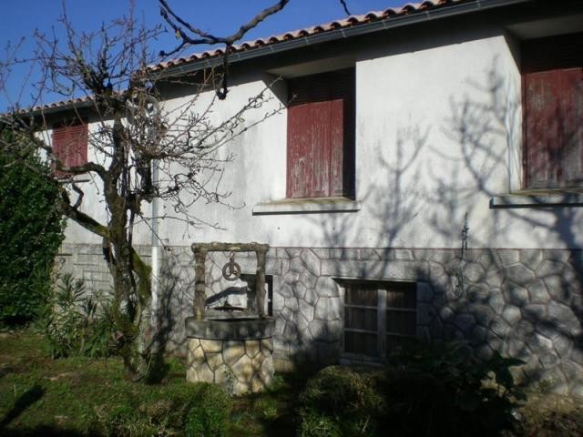 4 bedroom House For Sale: 79000 NIORT