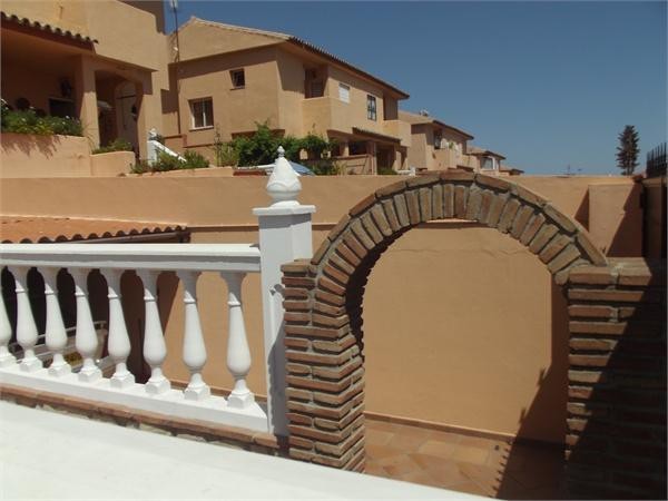 3 bedroom Terraced House For Sale:.. - 2