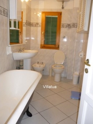 Country/farmhouse - For Sale - - EUR..