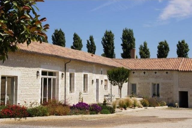 4 bedroom Character For Sale: 86140 25.. - 2