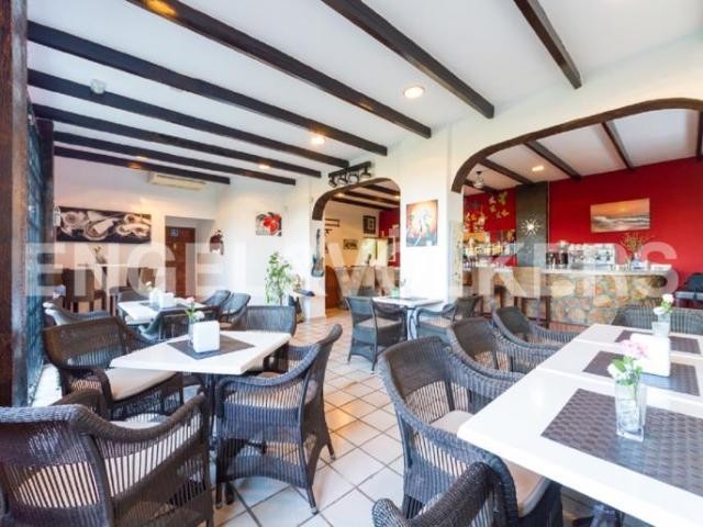 Nice coffee shop close to La Mata beach