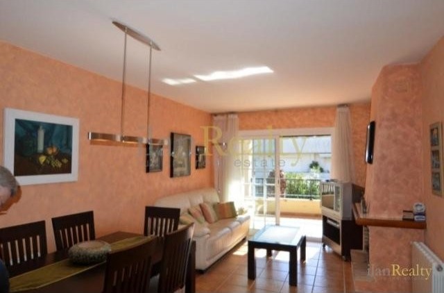 Spacious apartment for sale overlooking.. - 2