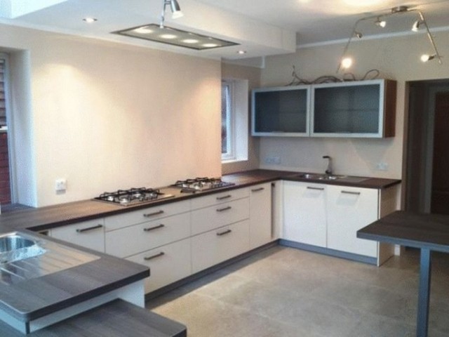1 Bed Flat/Apartment To Let in Halesowen - 2