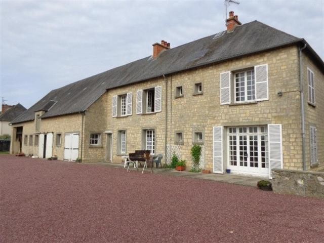 Maison / Villa For Sale