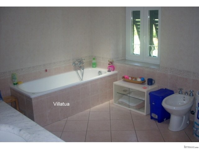 Village/town House - For Sale - Hills..