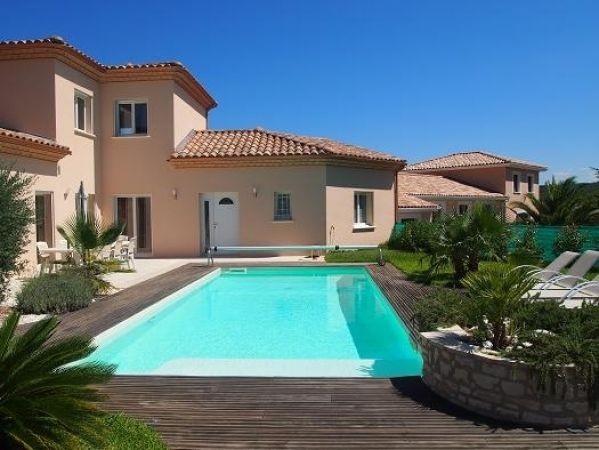 Beautiful Quality Villa With Pool - 2