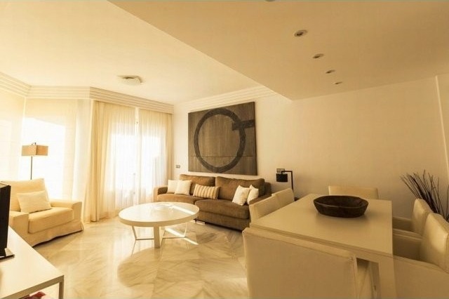 Penthouse for sale in Nueva Andalucia.. - 2