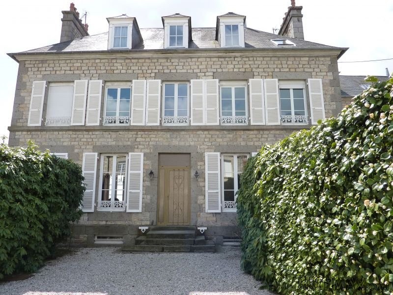 Period Character Maison-de-Maitre