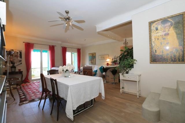 Two bed with great amenities in Mont..