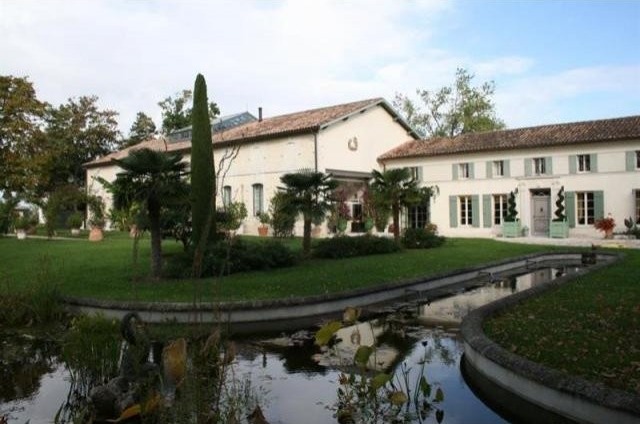 5 bedroom Character For Sale: 17120..