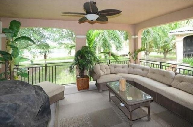 3 bedroom Flat For Sale: 2701 Center.. - 2