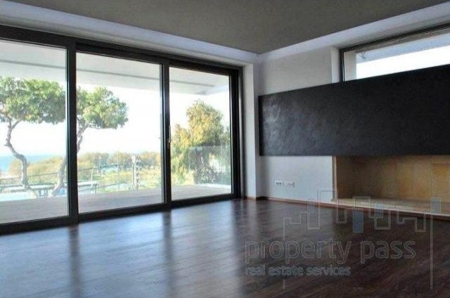 3 bedroom Apartment For Sale: Athens