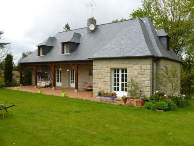 Quality Property, Lake, Outbuilding