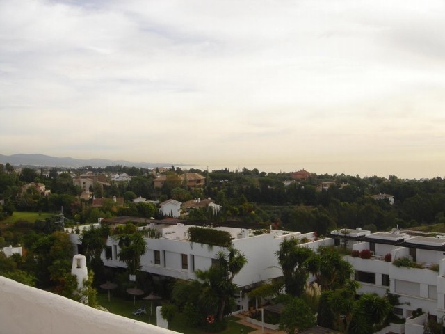 Duplex Penthouse for sale in Coto Real..