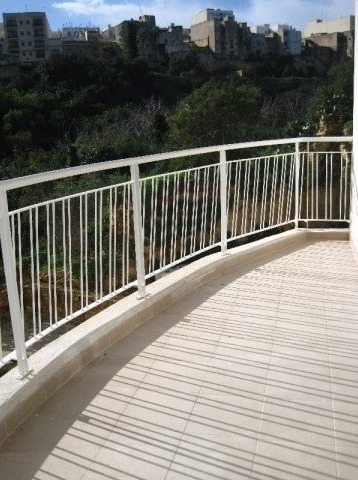 Balluta Seafront Apartment