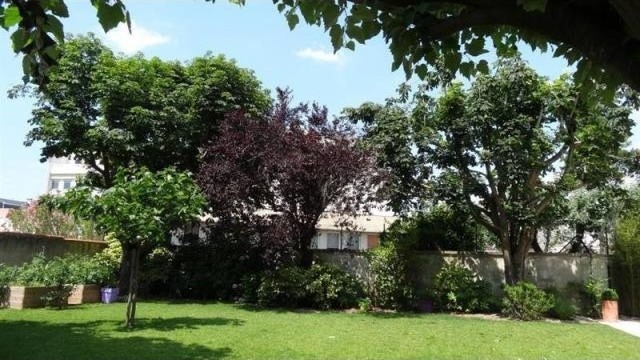 7 bedroom Town House For Sale: 17000 LA.. - 2