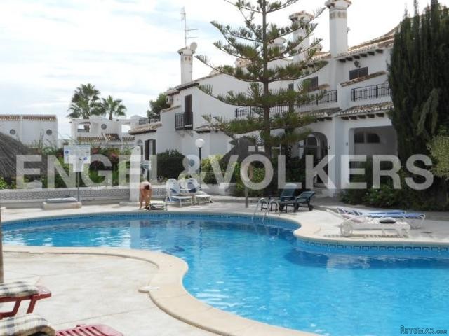 NICE DUPLEX IN GREAT RESIDENTIAL IN..