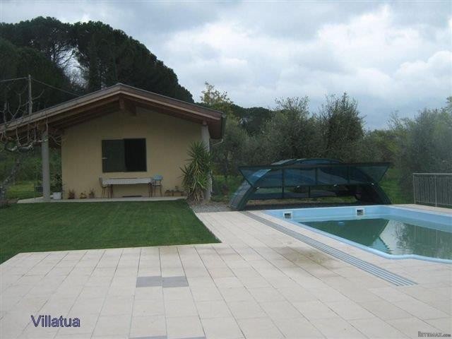 Country/farmhouse - For Sale - South of.. - 2