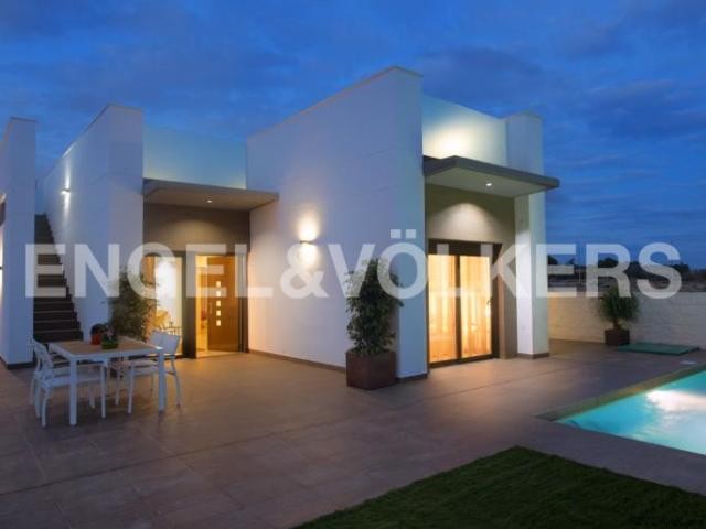 New offer! Detached villas with..