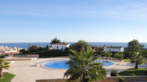 Apartment For Sale in Albufeira