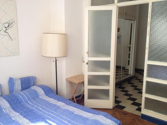 Minimal One Bed - 2