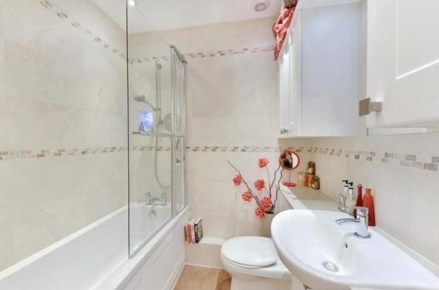 Studio - London - For Sale - 2