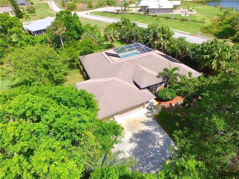 4 bedroom House For Sale: 101 Arega.. - 2