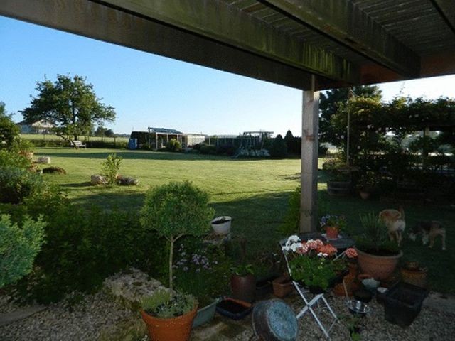 Stone House And 2 Gites Set In 2500 m2.. - 2