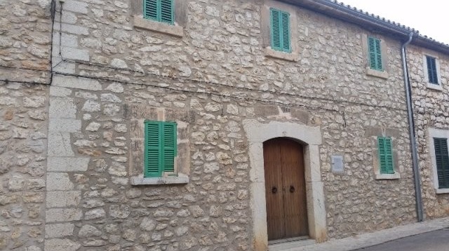 4 Bedrooms - House - Islas Baleares -..
