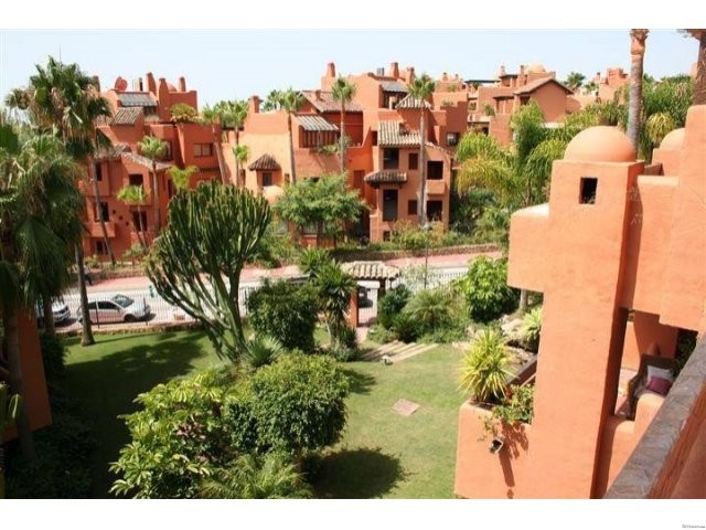PENTHOUSE FOR SALE IN PUERTO BANUS