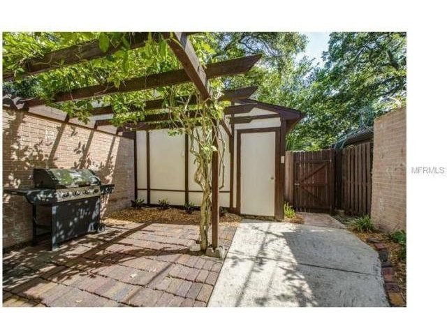 2 bedroom Property For Sale: 2541 WEST.. - 2