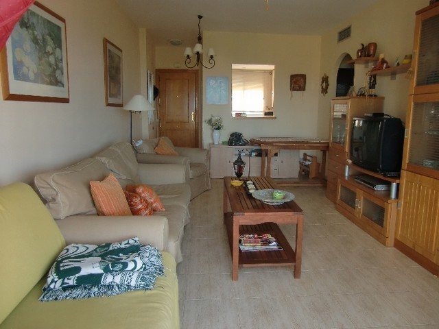 2 Bed Apartment for sale in Calahonda - 2