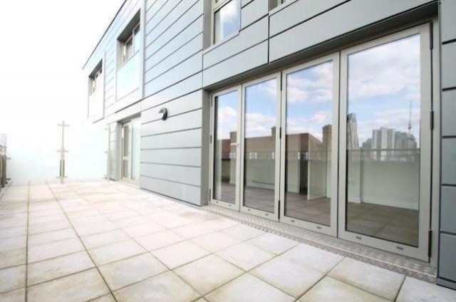 1 bed flat to rent - 2