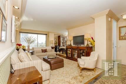 2 bedroom Apartment For Sale: 300 EAST..