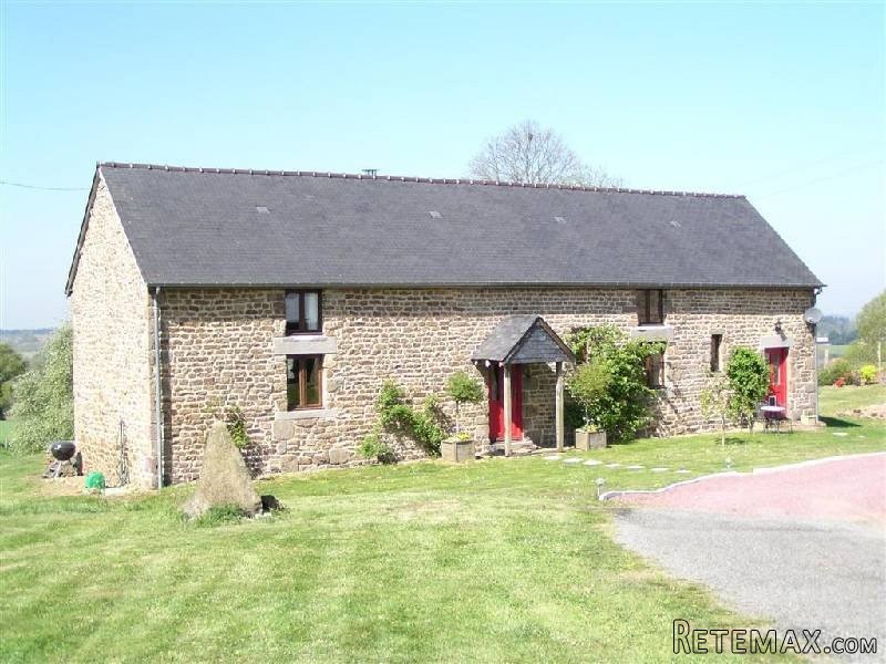 Beautiful Country House with Outbuilidng